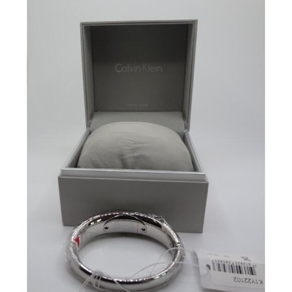NWT- Calvin Klein Exquisite Silver-Tone Bangle Watch K1Y22102 6.25" - Picture 4 of 4